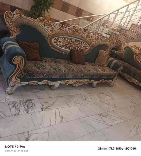 السلام عليكم تخم للبيع مع ميز تركي للاستفسار ***********
