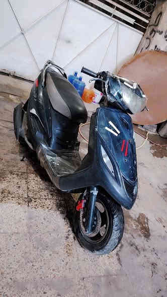 يالله سلام عليكم
دراجه ماكس ١٤٠ شغاله هندر كهربائيات شغاله
بريكات شغاله دبلات شغاله أوراق بيه
غسلته كامت تخربطط كفرات اصليه
السعر 200 وبيه مجال
مكاني بياع (***********) خابر وتدلل
