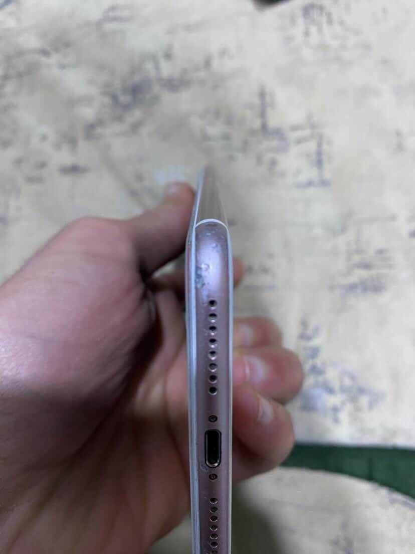 ايفون سبعه للبيع ذاكره ١٢٨بطاريه مبدله مصارله سبوع جهاز نضيف وشغال بس مال تعليه وتنصي الصوت عاطله ادفع سعر


**إذا كنت صاحب هذا الإعلان وتريد حذفه لأي سبب، رجاءا أرسل رسالة إلى الدعم الفني**