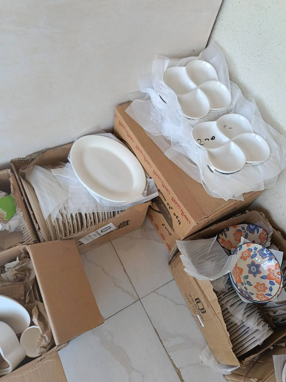 بسم الله عله بركة الله تم فتتاح مجمع لامي للمواد المنزليه بنواعه أي حاجه ألف توصيل مجاني ،الموقع شارع زبيديه قرب المركز مقابل المخبز ***********
