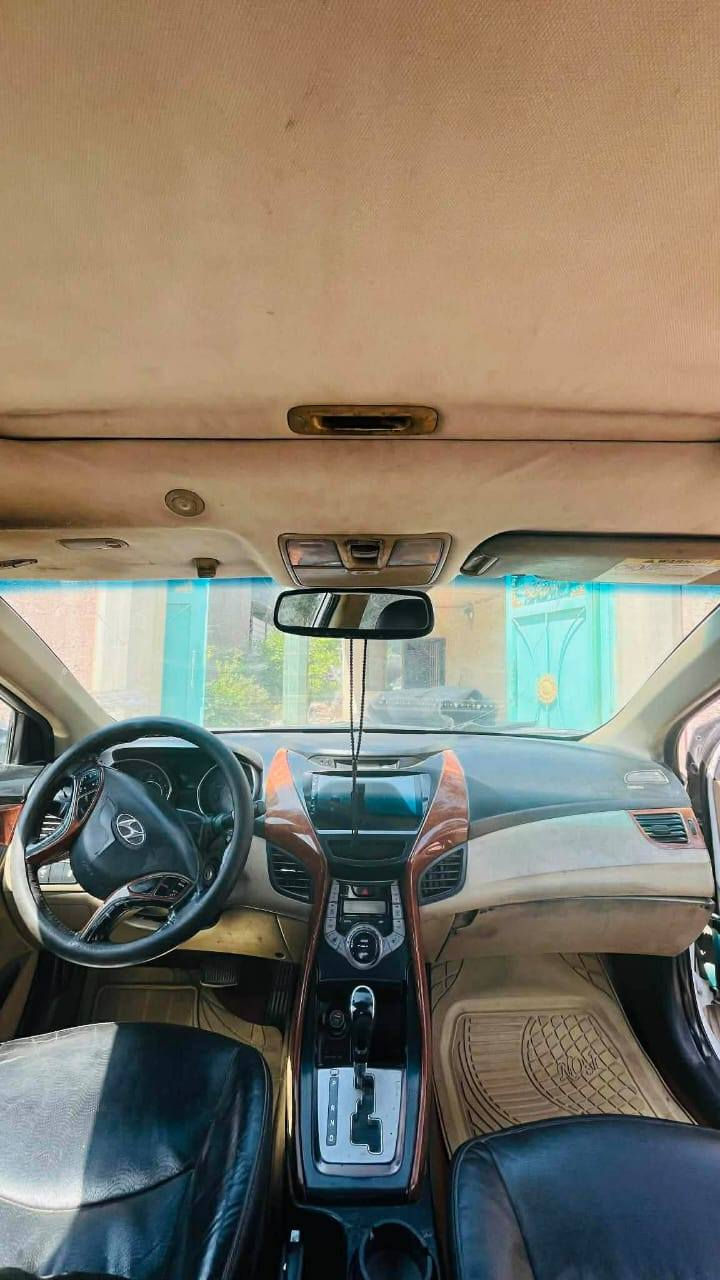 سيارة الانتره للبيع موديل 2013
السياره حزام 
كير ومحرك مكفول
السياره فوول 
للاستفسار أكثر ***********
السعر
85وبيه مجال
