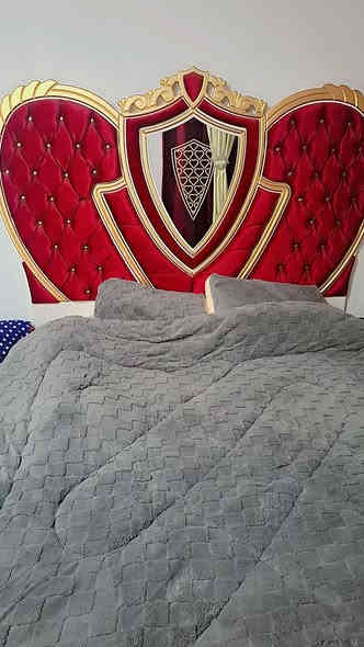 اخشاب تركية للبيع ٧ قطع نظيف ومستعمل قليل (خشبه اصلي ومقاوم جدا)  
السعر ٧٥٠  
***********
***********
