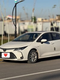 سياره للبيع نوع: تيوتا كورلا هايبرد موديل:2025 مرقمه:  كامله وجاهزه بغ...