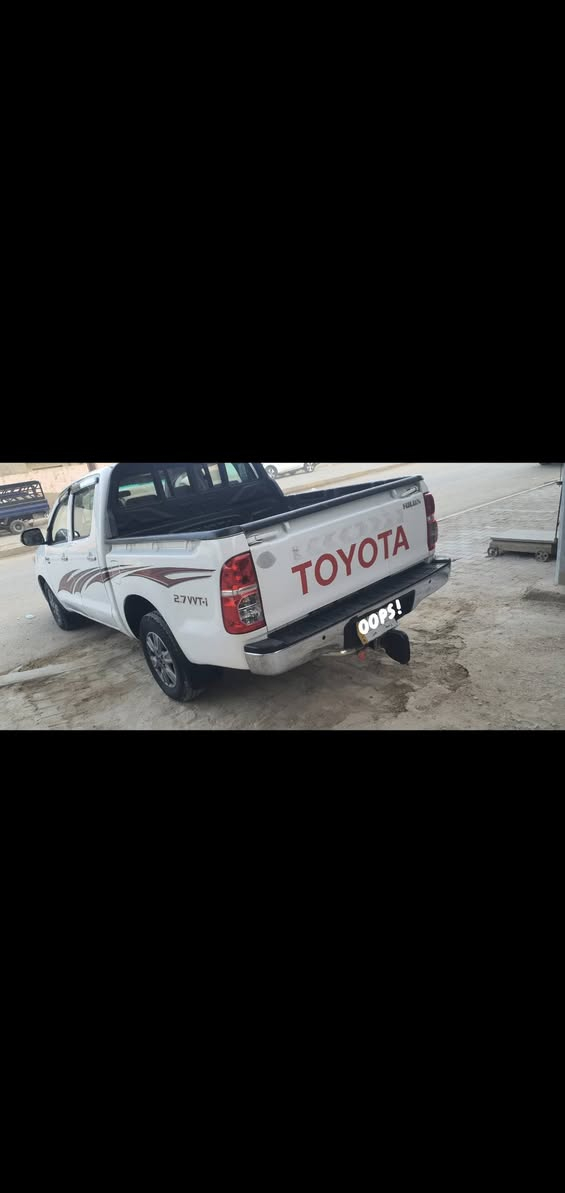 سلام عليكم تيوتا هايلوكس للبيع موديل 2014 مكفوله كفاله عامه شرط السونار 

رقم واسط الجديد  فابلون قماره وبنيد 

 بلادي تبريد ثلج كهربائيات كله شغاله حساسات خلفيه شاشه لمس كامره على البك

 تخم تاير جديد كير عادي محرك مامفتوح بلادي كير محرك حداديه مكفولات سنويه مجدده 2028 

 كلش جديده بمعنى الكلمه تحويل مباشر لاتصال على الرقم ***********مكان السياره الديوانية. 

((ملاحظة ترهم مراوس ب اقل منها ))
