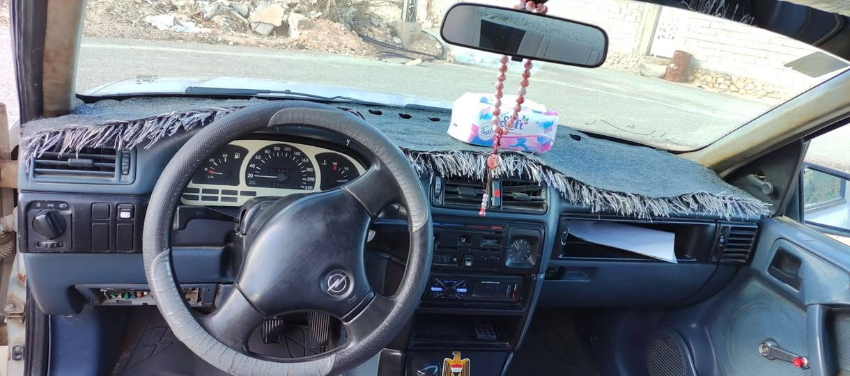 متاح اوبل فكتراا موديل 91
السياره رقم انبار دولي صاحبه من الديره
شرط التحويل
سنويه لل2028
محرك 16
كير وصدرر وكهربائيات بحاله جيده
#محرك بي تنقيص
السعر 28
 مكان السياره حديثه_ الحقلانيه
***********
