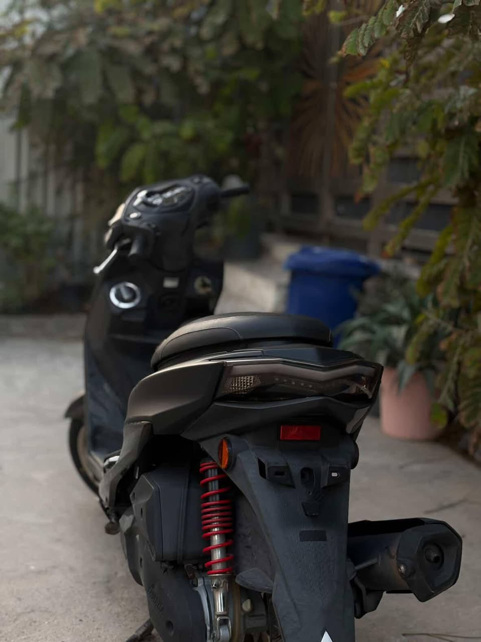 السلام عليكم سكنس شمعه دراجه كفاله عامه حته كفر ما مفتوح دراجه اي نقص مابيه مكفوله من كلشي كفر لونين العنوان بغداد شعله الشراي ينتصل ***********
