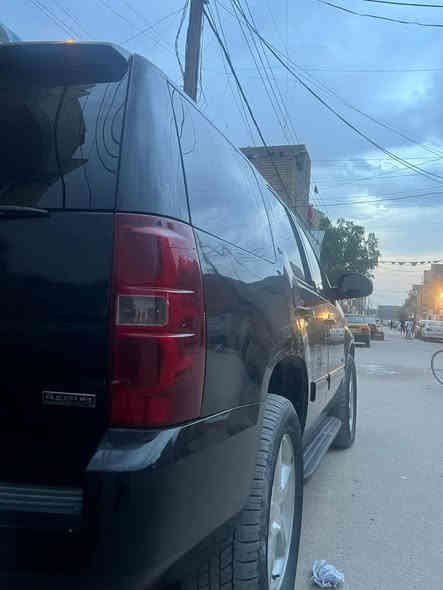 سلام عليكم اعيد النشر بسبب الوعود الكاذبة تاهو ادوات البيع موديل 2012 سياره جديده بمعنه الكلمه باتري جديد كهربائياته كله شغاله تبريد ثلج ويه سويج كير محرك خير من الله ربع ماتصرف عليه مكاني بغداد جسر ديالى الجديد كرغولية السعر 105 وبيه مجال حك الجيه شراي يتصل (***********)
