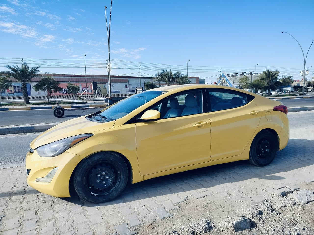 السلام عليكم النترا 2016مكينه 1800دوش وارد أمريكي بسمي تحويل ثاني يوم كفاله عامه حادثه دعاميه اماميه فقط تدفئه شغاله  تبريد ثلج 3انظمه قياده ب120 مكاني كربلاء فريحه للاتصال ***********
لضعيفي النفوس سياره ما تعجبك اعبر لا تعلق تعليق سلبي.
