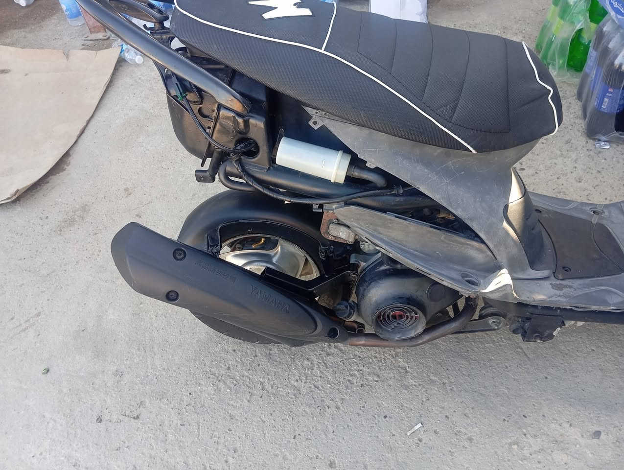 سلام عليكم درجه البيع نضيفه حييل اي نقص مابيه بس بيه شخله بصيطه دراجه خير من الله يعني الي يأخذه كل شيء ميصرف عليه ودرجه عله يدي يعني وهيه مال العب رقم ***********
شري يعرف بس مو شراي يتعب 
#مكان #بغداد
