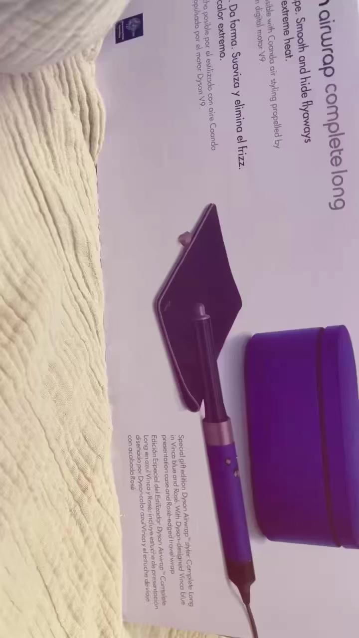 دايسون Dyson اشتريته من مول المنصور ممتعدد الاستعمال جديد بعده بالنايلون
مصفف شعر
السعر ٣٠٠ اني أشتريته ٦٠٠ بس إحتاجيت افلوس فداييعه


**إذا كنت صاحب هذا الإعلان وتريد حذفه لأي سبب، رجاءا أرسل رسالة إلى الدعم الفني**