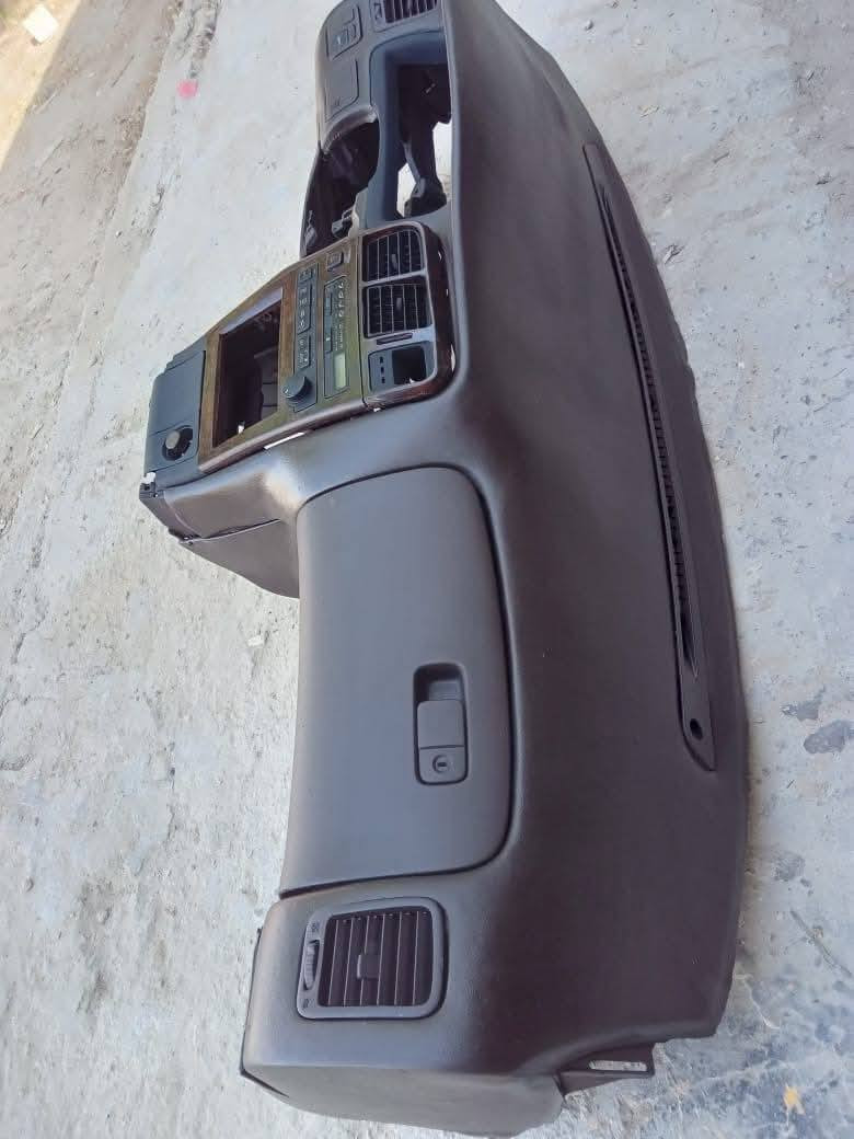 تصليح جميع غرف السيارات. ./دشبول. /تنته مع تكم ./بطاين /🛑إعادة تحوير. /عازل حراري/ارضيه / صبغ صاج ملكي/ .تطعيم دواخل/ 

#تصليح_بلادي.   الأسعار حسب الضرر🚀

📍نجف خلف المعلب  ***********يوجد واتس
