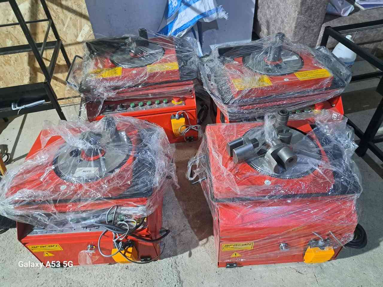 للبيع عواجات٢٠ملم+٢٤ملم مكانهم السليمانيه للتصال ***********او*********** قيس ابوسارا
