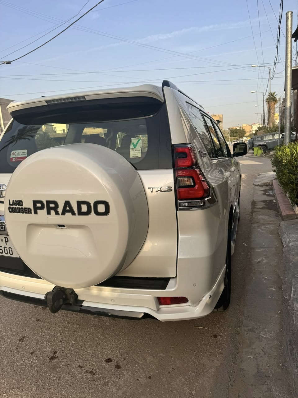 بيع مستعجل
السلام عليكم

برادو 2022 سبعينيه

فول مواصفات 

6 سلندر 

مكفوله بس بيها بارد بالخشم وبيها شخط شبر بالجاملغ 

ماشيه 74 

رقم اربيل الرقم مميز مو وياها وياها رقم عادي

رايدها ب405 للبيع فقط قفل

مكانها بغداد الوزيريه 

وهذا رقمي ***********
