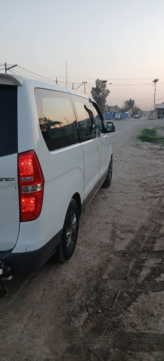 سلام عليكم 
ستاركس للبيع موديل ٢٠١٢
رقم بغداد 
مصفره هيئه وضريبه 
بيهه هلال الوره موجود بسونار
المحرك خيط تبخير مابي تنقيص كهرباءيات كلهه شغاله
تحكم ستيرن المري شفط
تدفئه تبريد كلهه شغاله تايرات جدد 
صدر جديد 
السونار موجود بلصور
بعد السونار صار بيهه طخه بخشم البنيد لا صبغ ولا معجون
ولباقي كفاله 
سعر ١٥٥ وبيهه مجال 
رقم /*********** بي واتساب
رقم/ ***********
العنوان / بغداد ابو غريب
