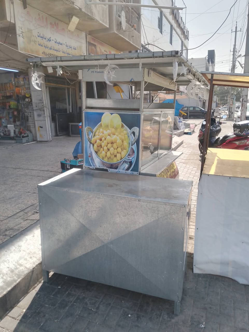 عربانه برجر للبيع مع ميزين الاستفسار ***********
السعر 600 الف المكان بغداد حي العامل
