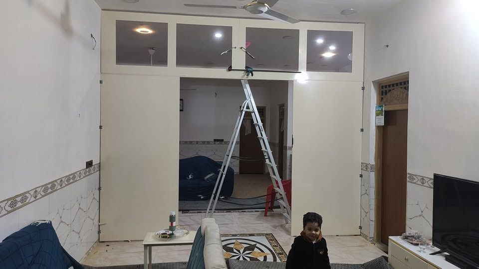 الحمدلله ❤️
عملنا قاطع mdf  للاخ الحبيب استاذ حسين 💐❤️
العمل حسب الطلب قاطع خشبي + كونسول 
قياس 4 × 3.5 متر 
ابواب سلايد 
الخشب المستخدم mdf تايلندي ثقيل 
اكسسوارات ثقيل 
.
عنواننا الديوانية حي الجامعة مجاور مدرسة ايسن ✅ 
***********
