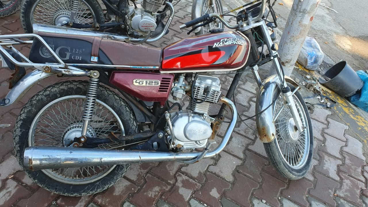 فرؤشتنه. لبيع إذا تريد تعال خاص او
***********
