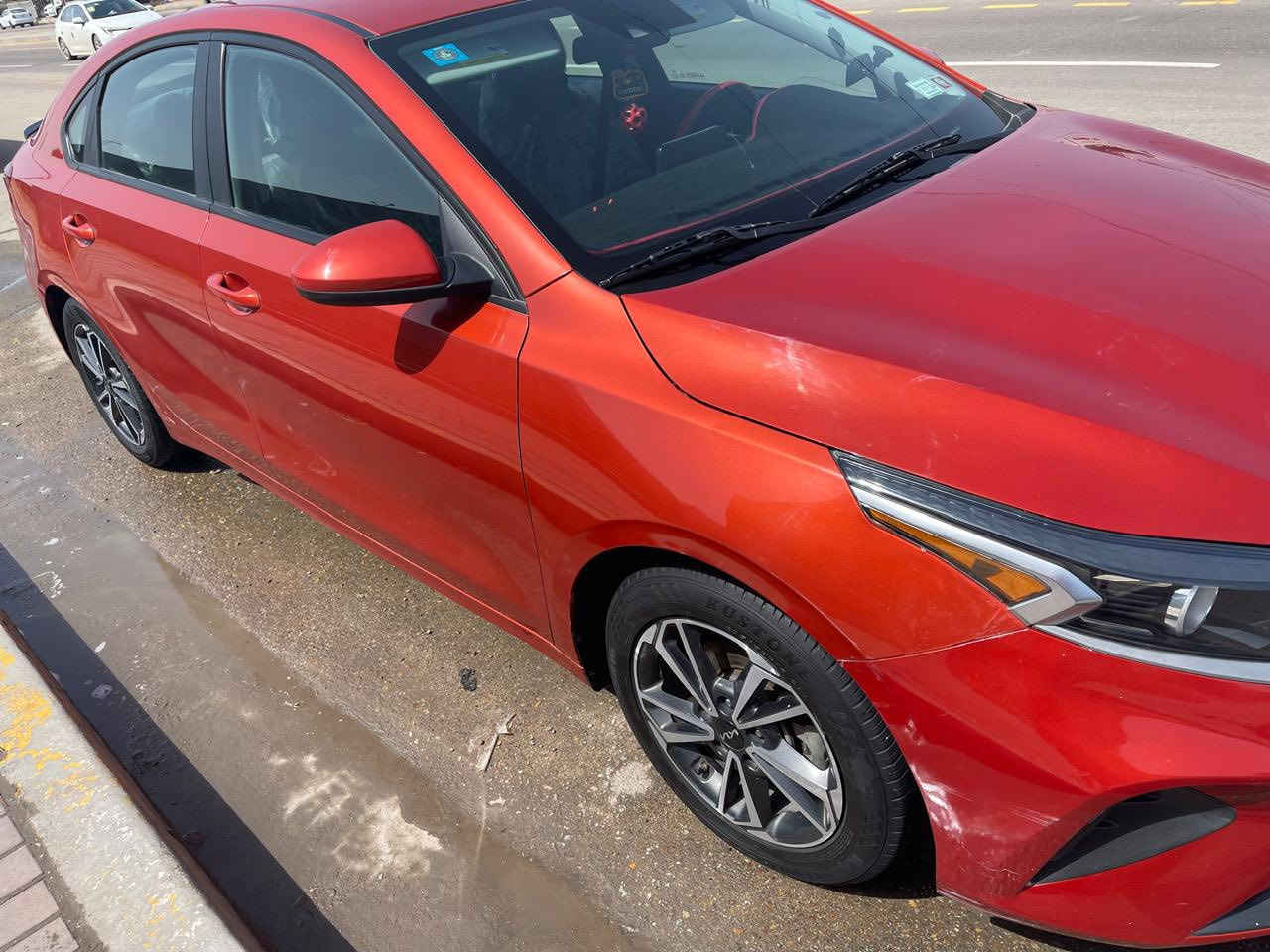 سلام عليكم فورتي ٢٣ بغداد بااسمي هذ حادثها ماشيه ٦٢  السعر ١٤٧ وبي مجال ***********
