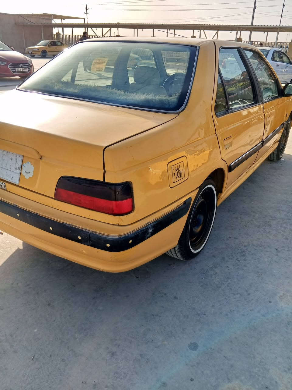 سلام عليكم بيجو بارس موديل 2015 مكينه مكفوله تخم تاير جديد تبريد شغال رقم واسط هيئه مصفره صبغ جاملغ امامي مع تكحيل قليل السنوية نافذه السعر38 $ وبيها مجال قليل للاتصال ***********
