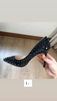 بضاعة جديدة • ملابس • الحجز خاص