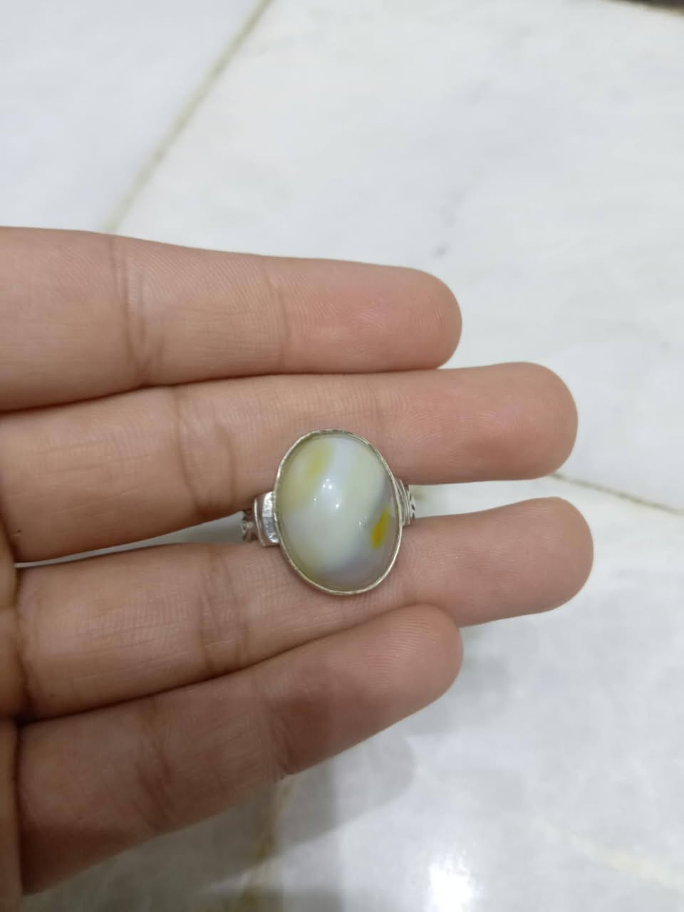 خاتم عقيق سليماني
صياغه ثقيله  ٩٢٥ محتومه 
٣٥ مع توصيل سعر ثابت


**إذا كنت صاحب هذا الإعلان وتريد حذفه لأي سبب، رجاءا أرسل رسالة إلى الدعم الفني**