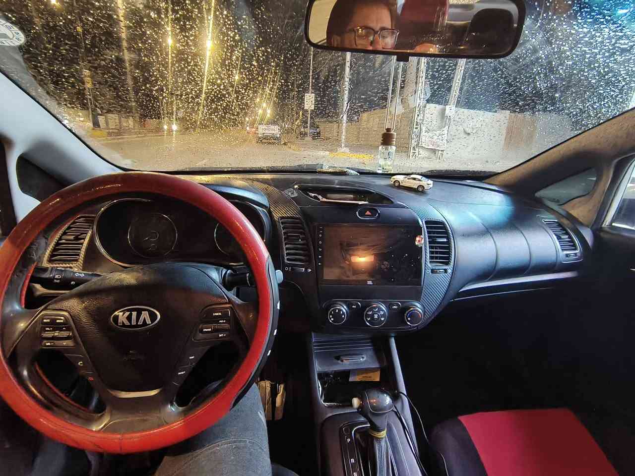 سيراتو 2013 الشكل الجديد السعر 110 مكانها كربلاء 
‏‪***********‬‏
