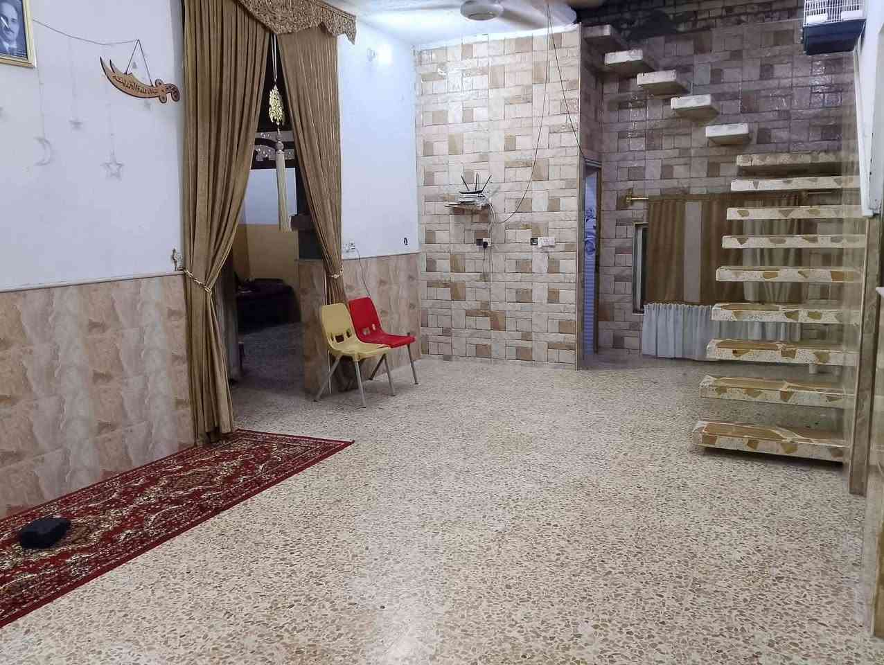 الدار للبيع ميسان حي الشهداء في السايدين قرب السوق المساحة 200 يحتوي على غرف 2 وصاله ودوانيه والبيت بناء جديد والبيت عگاده وليس كونكريت


**إذا كنت صاحب هذا الإعلان وتريد حذفه لأي سبب، رجاءا أرسل رسالة إلى الدعم الفني**