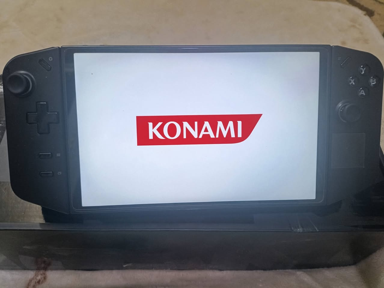 لينوفو ليجن كو
ذاكره واحد تيره 
لامفتوح ولامصلح 
كل ملحقاته الاصليه وياه شاحنه لزكه ضد الكسر شاحنته الاصليه .وياه لعبه بيس 2013 . واذا تريد نزل براحتك اي لعبه 
السعر تعال واتساب 
مكاني ناصريه   تفاصيل *********** واتساب
