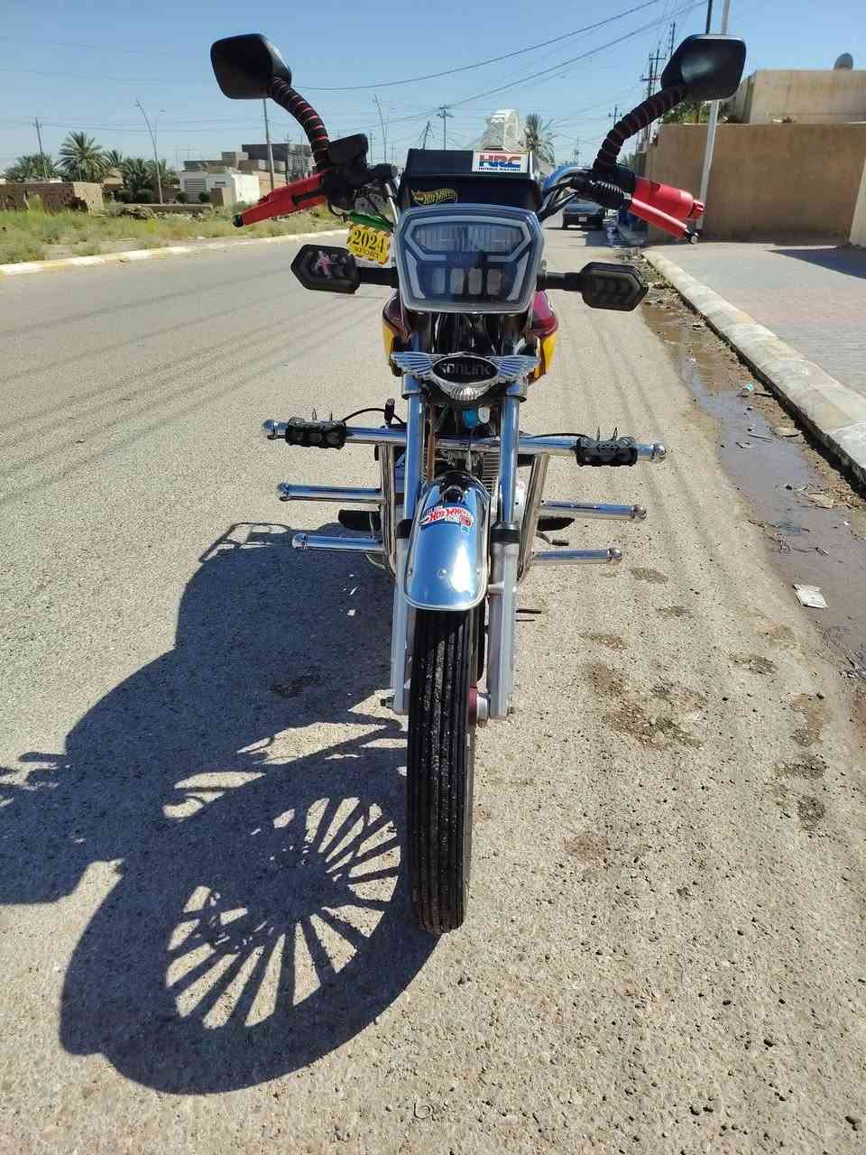 سولنك 24 محرك 200 ضاغطه وزنجيل
بعده عله وضع الشركه برغي ماملعب بي 
ماشي 9000 الاف 
فول كماليات 
يرهم بيع ويرهم مراوس
السعر قفل 800 بدون عمله اي استفسار هاذا رقمي  ***********
