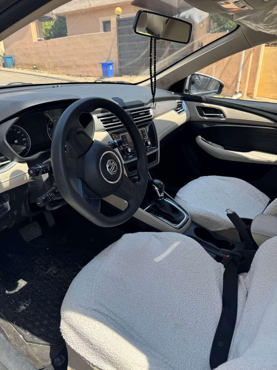 mg 5 2023 سيارةكة هيجي نية ١٦ هةزار رؤيشتوة سيارةكة سفرة سحري ١ دةفتةر قوفلي بؤ محامةلة تةلةفؤن مةكة *********** أربيل, العراق
