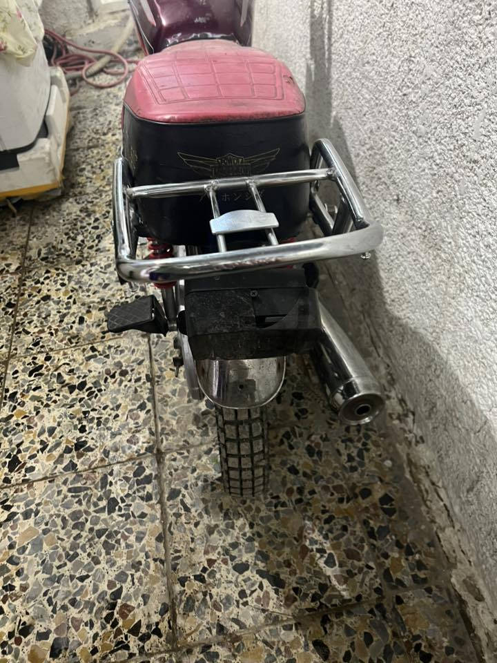 سلام عليكم داجه سيفان ٢٠٢١اوراق كامله مكينته حلوه 
مكاني السريدات ٤٠٠وبيه مجال 
***********
