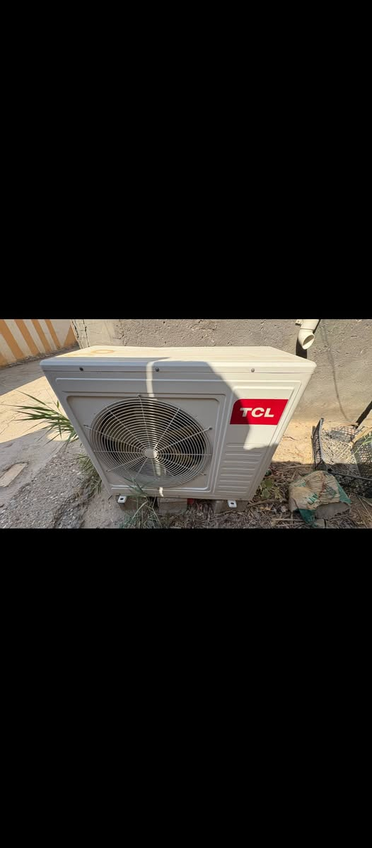 السلام عليكم 
‏سبلت 3 طن نوع TCL
‏جيد جداً مستخدم موسم واحد فقط
‏للتواصل ***********
‏السعر 875 الف دينار 
‏
