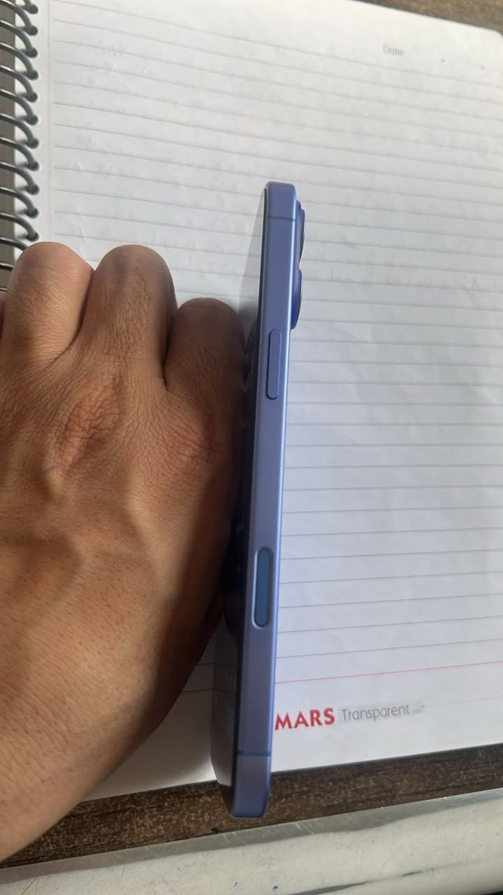 السلام عليكم ايفون 16 بلاس ذاكره 128 بطاريه 100 الجهاز خدش مابي نظافه100/100 ملحقات كامله  السعر بمليون و100عنوان بغداد 
***********
