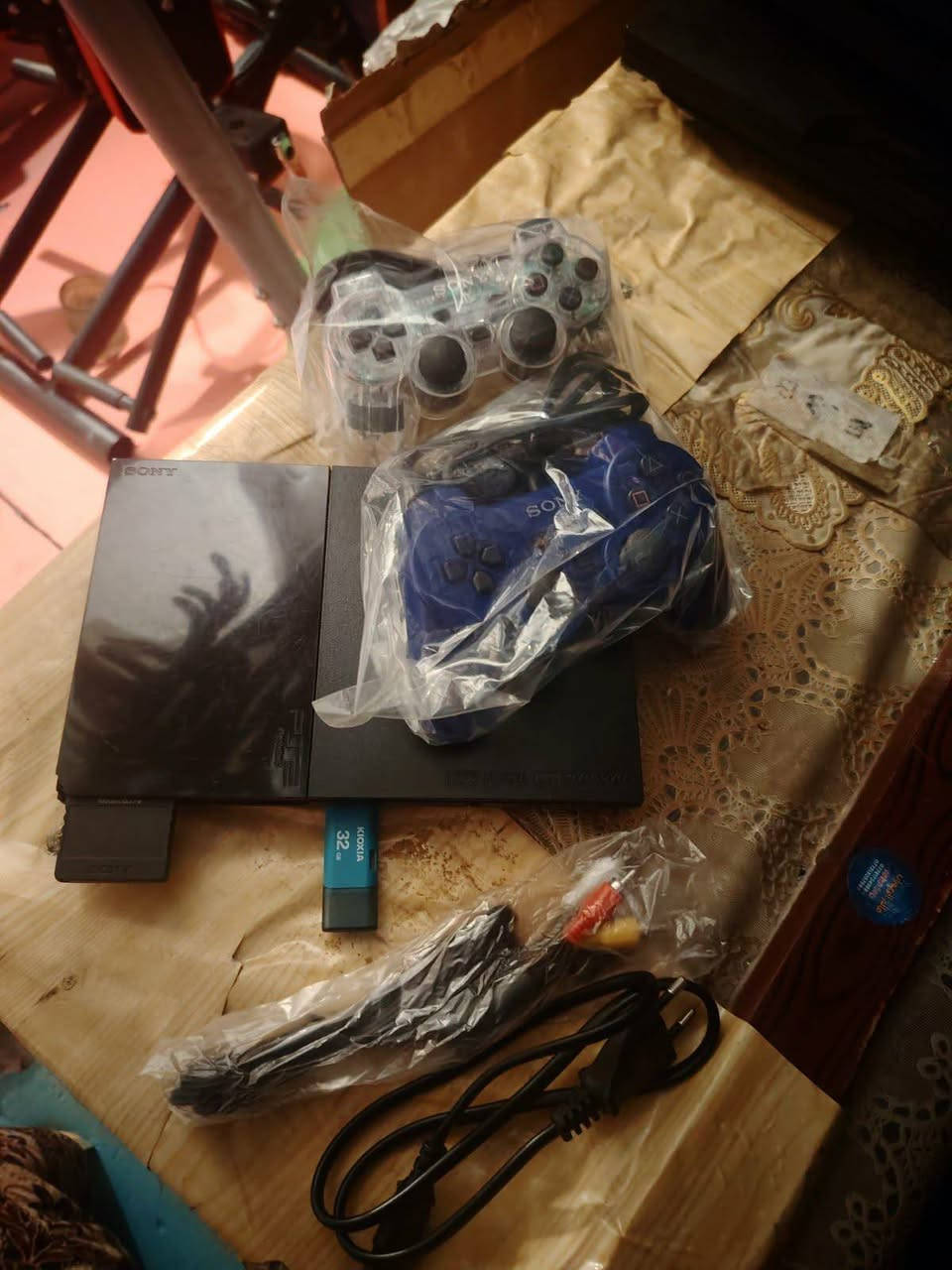 للبيع بلي 2   ps2 بي حوالي 80 لعبه كلش قويات 
بلاك /اله الحرب 1/ اله الحرب 2 / يوربان ريجن حرب الشوارع / دريڤر/ كراش / مورتال / سباق سيارات زوجي 
بيس طوبه  21 24 20 / تكن / كود هاند / جيمس بوند  / وهواي العاب قويه
جوستكين اصلي بي غير مستخدمات جهاز مال باله ملحقاته مجيسه جهاز نضيف السعر 50 وبي مجال قليل .. 
ديوانيه حي الجامعه قرب مدرسة الجامعه الابتدائيه .. 
تفاصيل اكثر خاص


**إذا كنت صاحب هذا الإعلان وتريد حذفه لأي سبب، رجاءا أرسل رسالة إلى الدعم الفني**