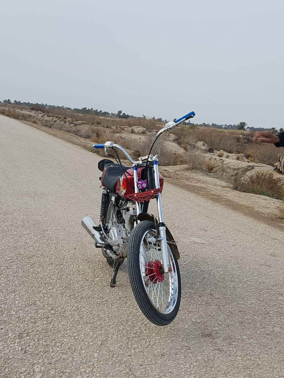 سلام عليكم دراجه انتنس كلك موديل 25 للبيع السعر 600وبيه مجال قليل مكاني دوانيه دغاره رقمي ***********
