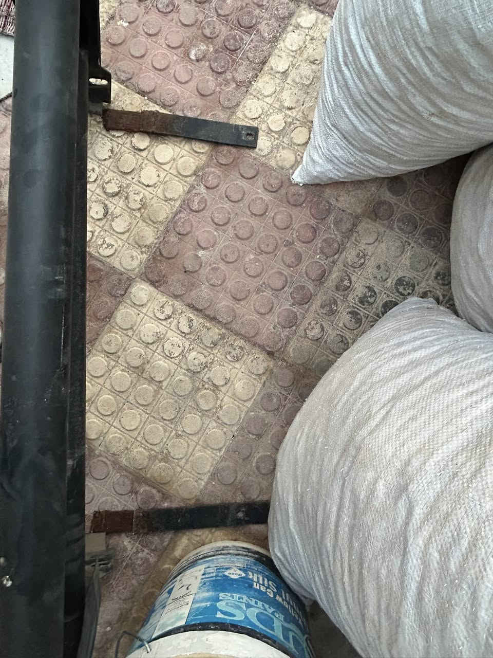 دعمة شرطة H مستعمله بسعر ممييز٣٠ دينار ٠٧٨٨٨٣١٩١٧


**إذا كنت صاحب هذا الإعلان وتريد حذفه لأي سبب، رجاءا أرسل رسالة إلى الدعم الفني**
