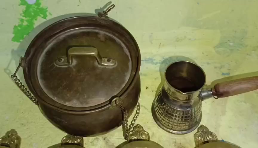 جدر صغير نحاس زائد دله صغيره وتعلاكه ملابس نحاس السعر 45الف يوجد توصيل


**إذا كنت صاحب هذا الإعلان وتريد حذفه لأي سبب، رجاءا أرسل رسالة إلى الدعم الفني**