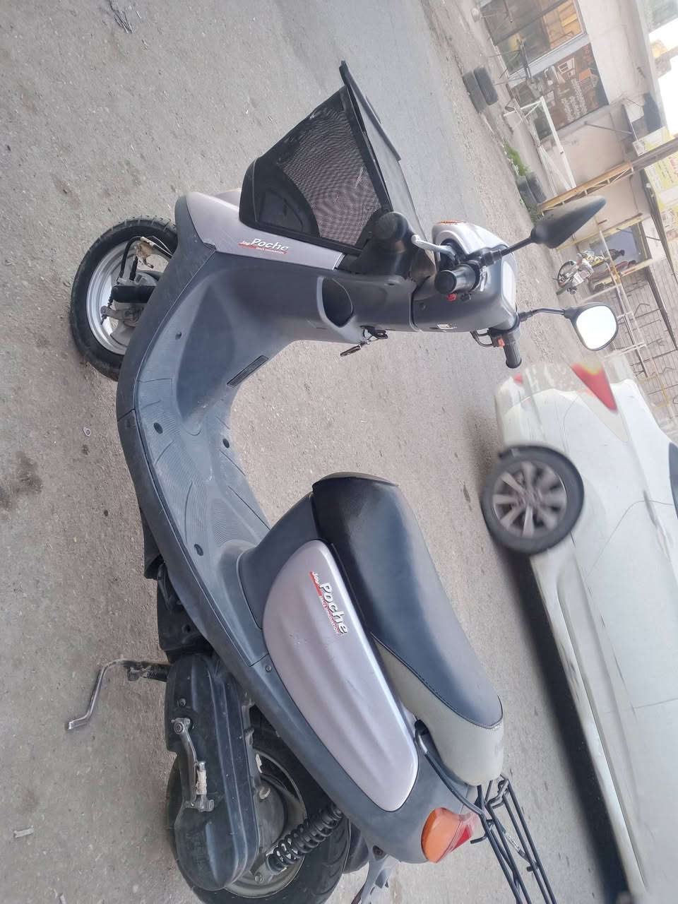 لبيع مستعجل كل بلاد نكره سلف 550 بي مجال ***********
