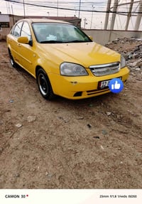 اوبتره 2006 رقم نينوى مصفره هيئه وغرامات  السعر 65$ وترهم بمقدمه وترهه...