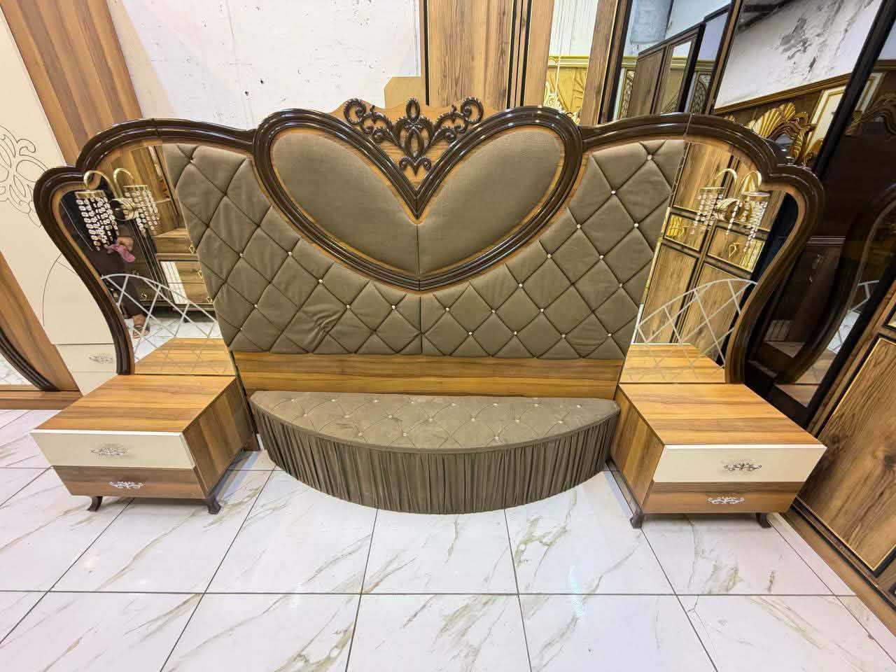 غرفة نوم مستخدمة نضافة 90‎%‎
شغل ثقيل
كوالتي عالي 
لون مميز 
عدد القطع 9
ضهر بلوك 
سعرها 900/800
شد و نقل داخل بغداد مجاني


**إذا كنت صاحب هذا الإعلان وتريد حذفه لأي سبب، رجاءا أرسل رسالة إلى الدعم الفني**