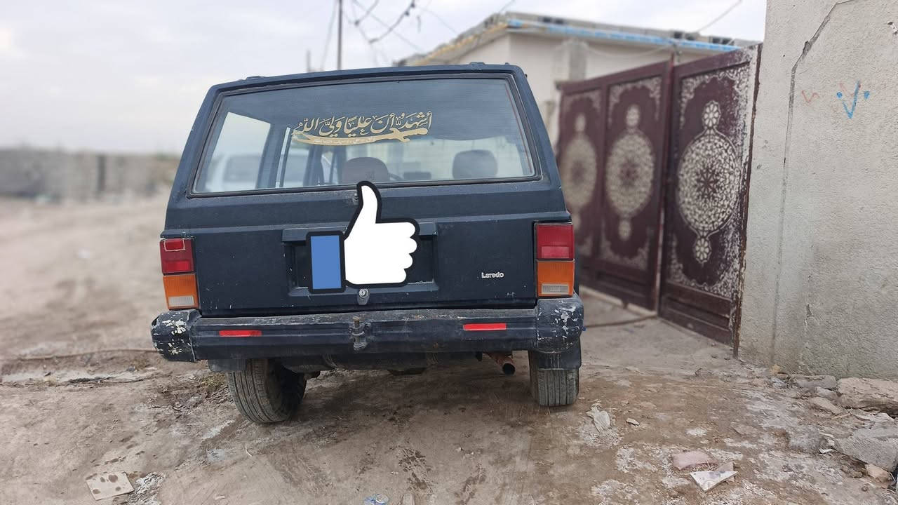 السلام عليكم جيب شيروكي مكينه بطه كير تلث تالاف تخم تاير صدر جديد كامله سنويه لسنة  30  بئسمي مداور ثاني يؤم رقم نكليزي مكاني كوت***********السعر45. ورقه
