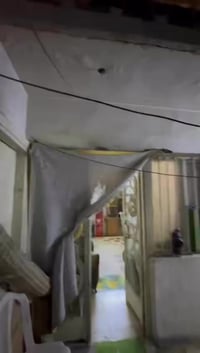 بيت للبيع مربع عكادة طابق واحد مساحة ٨٦متر  واجهة ٨ وربع يحتوي على. طر...