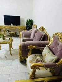 زان مصري • ميز بلازما • طبلات