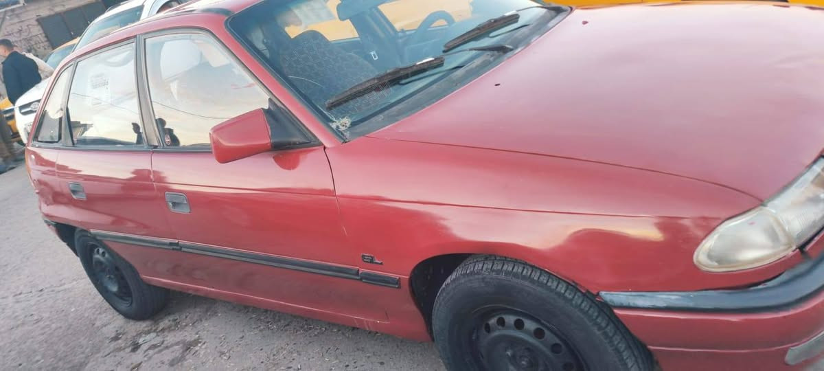 #مكلفه_بالنشر 
🚗 للبيع: أوبل أسترا 1992 🚗

🔥 مشروع وطني

⛽ بطاقة بنزين

🔩 قايش عريض

🚫 خياس ما بيها

⚙️ محرك بيه بداية بخار

🎨 السيارة مصبوغة

🔌 كهربائيات كاملة

🛞 تخم تايرات جديد

📞 للتواصل والاستفسار:

***********

💰 السعر: يتم تحديده عند الاتصال

📍 للي يريد سيارة اقتصادية تفيدك
