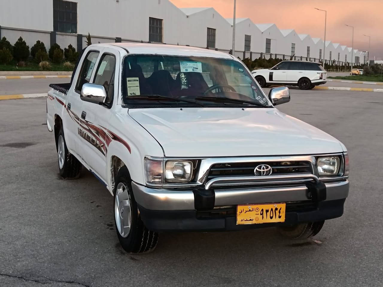 43 گەڵا خــوار هــەموو بازاڕ💰
تـیـۆتا هایـلۆکــس مــۆدێل 2001
مــەکیـــنە ســــپـــــی . GLXفوول
ناوســـــور و دەبـــــڵ چەکمــــەج 
تـــەبــــریـــــد     و     پاوەر 
چـــوار جـام کارەبا و ناوســـــوور
گــێڕومـەکینـەو اکســل بەشەرت
چـــوار تایەو ویــــلی لۆکی لەژێرە 
تــندوتـۆڵــی و تەقەوڕەقە بەشەرت
کارەبایــی هـــەمـــوو گیانـــی ئیش دەکات
دەعامـــی بـــۆ دەعامــــی بـــەشەرت
هــەیکەلی نــمـونە لەجــوانی  . سەیارەکە ئاڕمـی سۆرانی لـەگەڵە بە هــەدیە ئەتدەمێ بەشەرتی ئەوەی ماڵی کەس نەبێت و پارەی کەسی تیانەبێت
شـــوێــن :  ســلێمانــــی
ژم  : ***********
ژم  : *********** السليمانية, العراق
