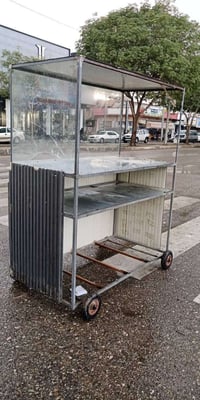 طاولة • شهيدانة • مستعملة