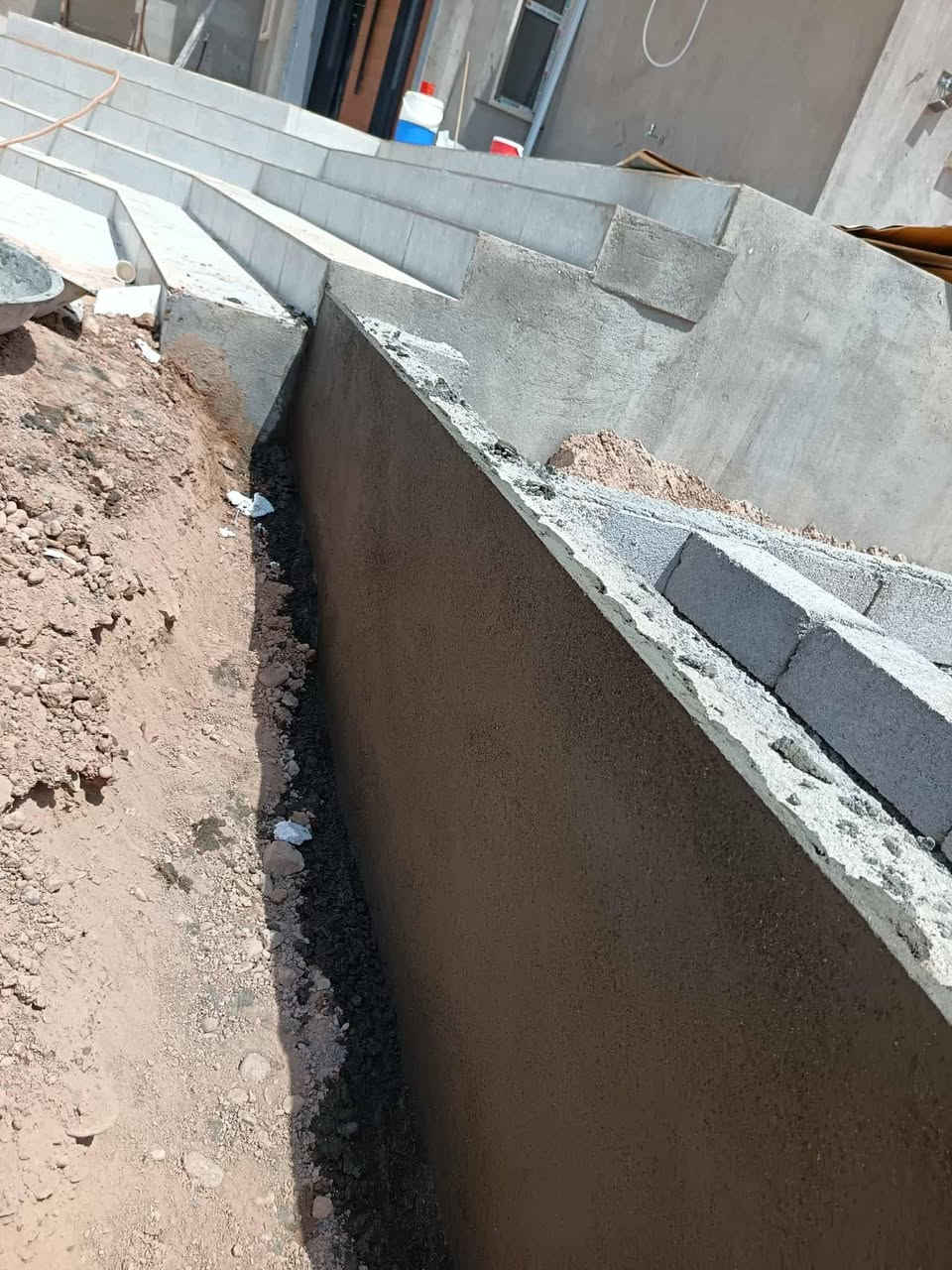 السلام عليكم شغل لبخ سمنت متفرغ حالياً وهذا جزء من عملي الاتصال على رقمي#***********
