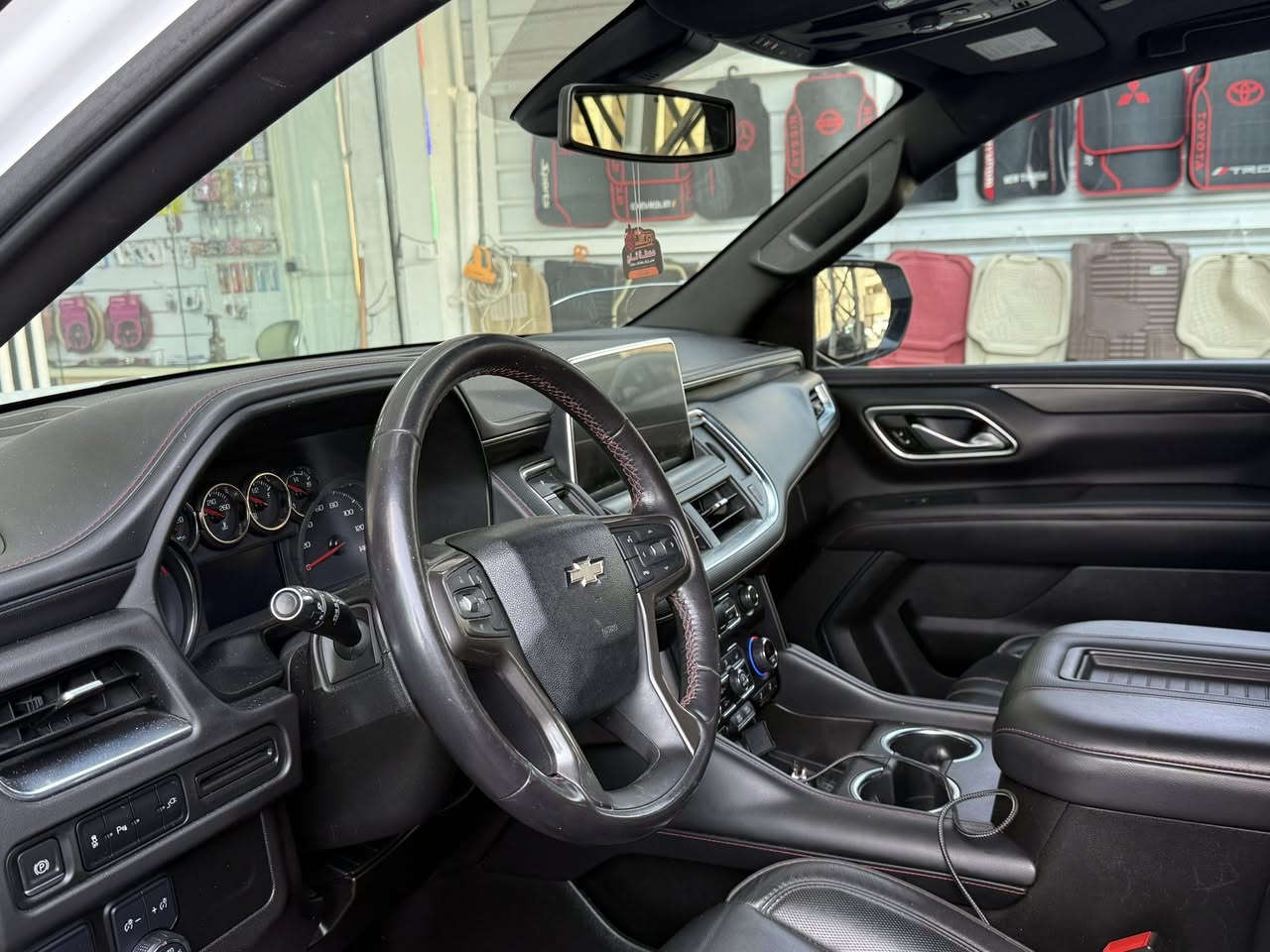 حياكم الله 
تاهو ٢٠٢١ للبيع rst  بانوراما شاشه جبيره جلد تدفئه تبريد كشن معروف مواصفاته السعر ٤ شدات ماشيه ٧٠ الف والضرر بلصور   ***********
