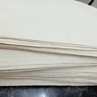 يتوفر لدينا انواع لخاميات ابيض قطني درجة اولا  كتيم مربع وطويل ب٨٠ روس...