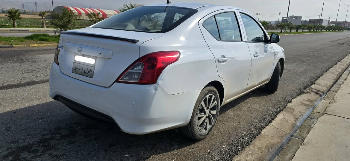 نيسان صني 2018
رقم اربيل 
بدون صبغ 
بيها بارد شويه
قطارة بانزين
سعر (  94  ) ورقة ومجال
مكان السيارة الموصل  بعشيقة  و  برطلة 
***********
***********
